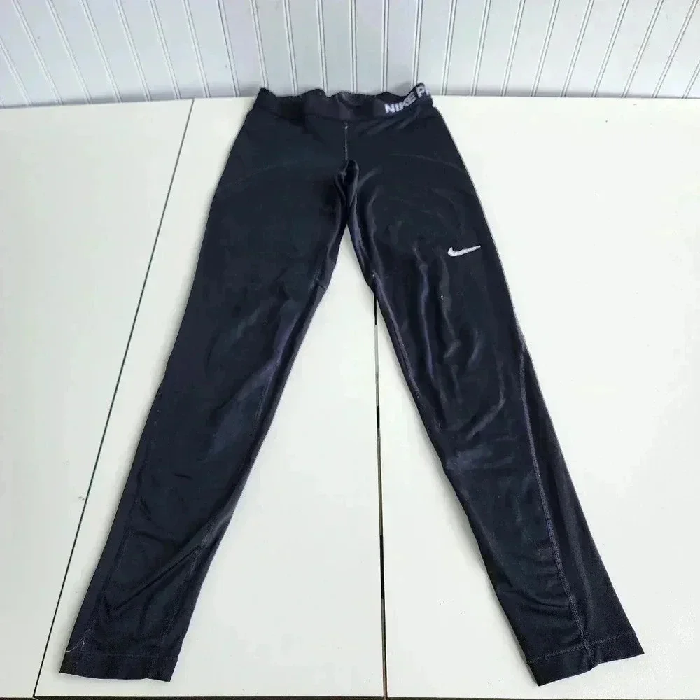 Nike Women's Pro Leggings Dri-Fit High-Rise Crop Athletic Leggings Black Sz S